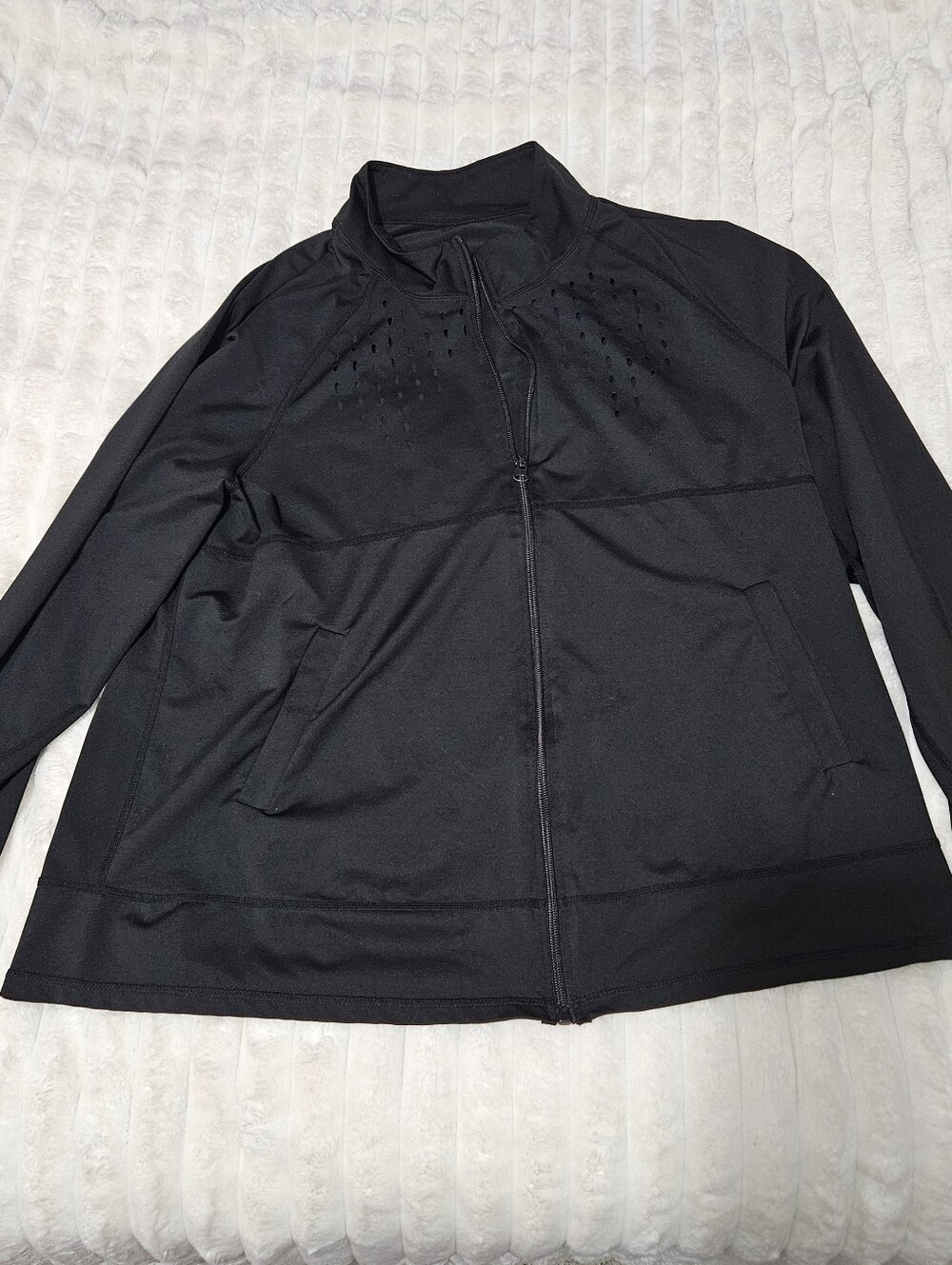 SHEIN Curve Black Perforated Zip Up With Pockets & Thumbholes, Size 2XL